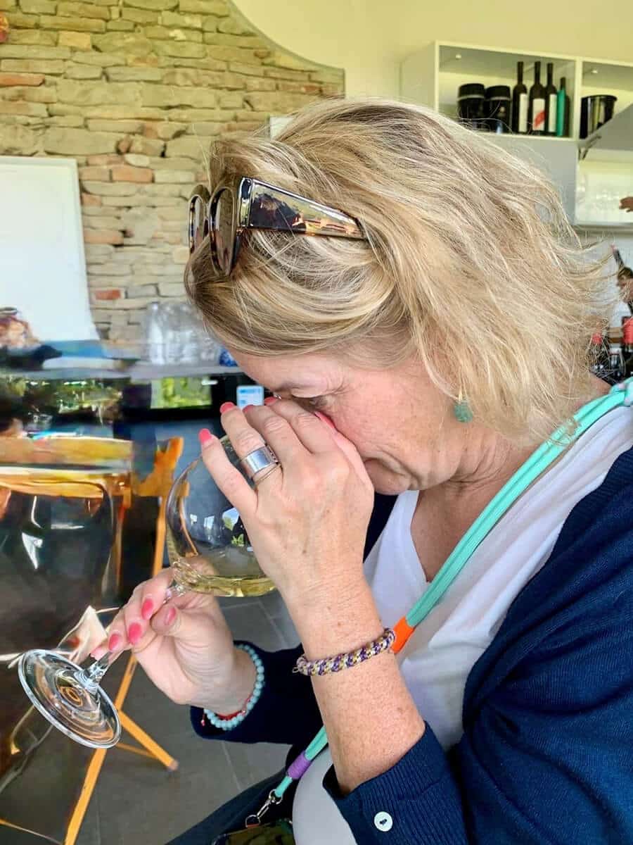 Claudia entdeckt die feinen Aromen des Piemonts
